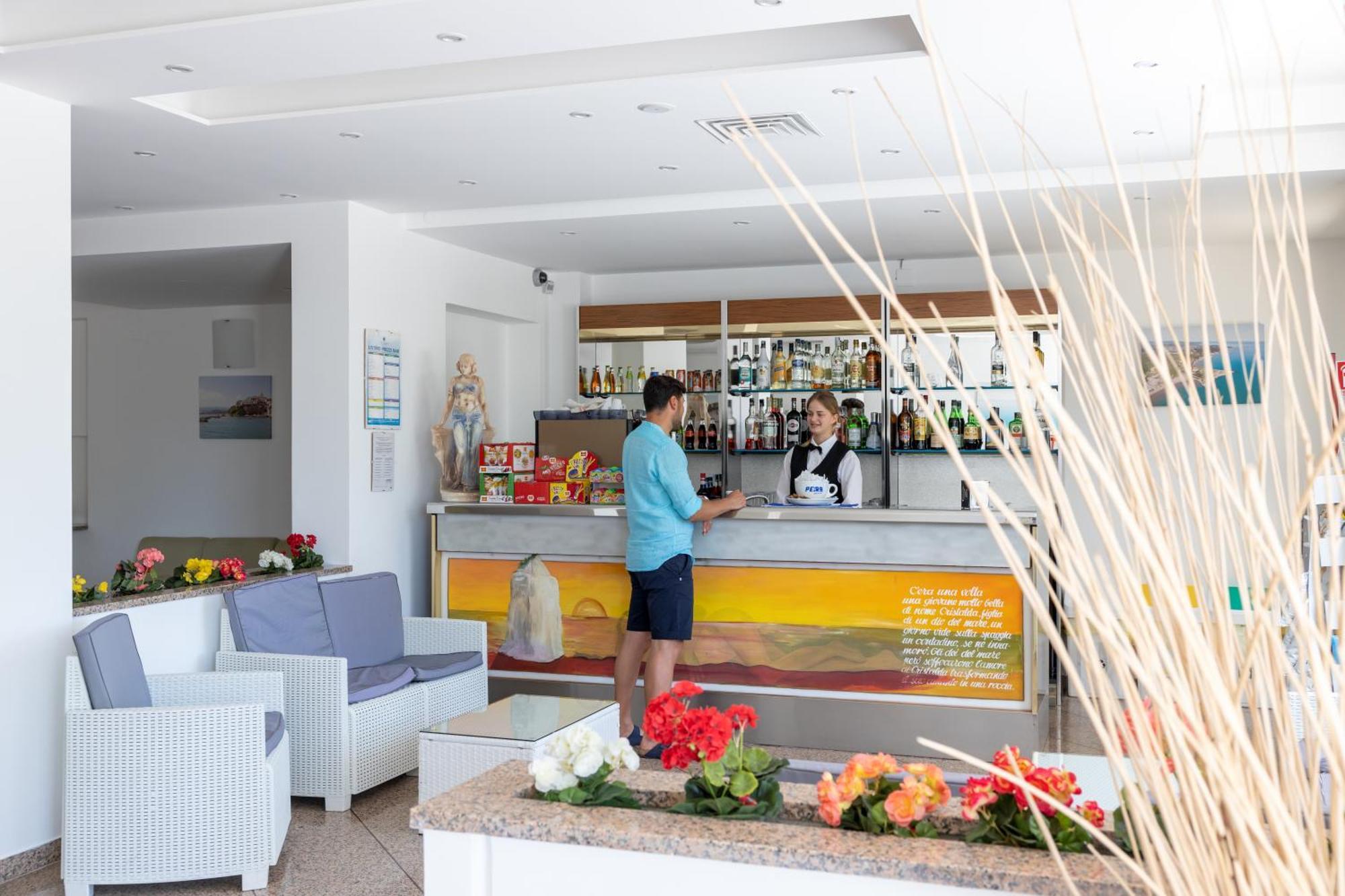 Hotel Cristalda Hotel 3*